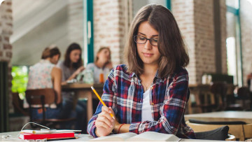 Higher Education in the UK – Combination of Traditional and Modern Learning Styles